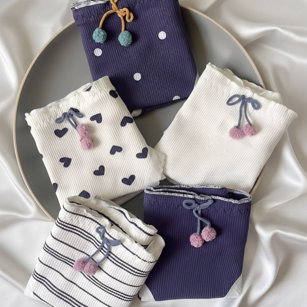 شورت زنانه آلبالویی صورمه ای (پک ۶ عددی)